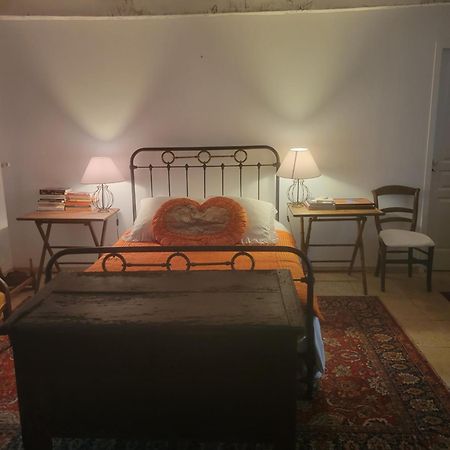 Chambre De Charme Les Quatre-Routes-du-Lot Экстерьер фото