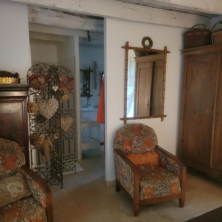 Chambre De Charme Les Quatre-Routes-du-Lot Экстерьер фото